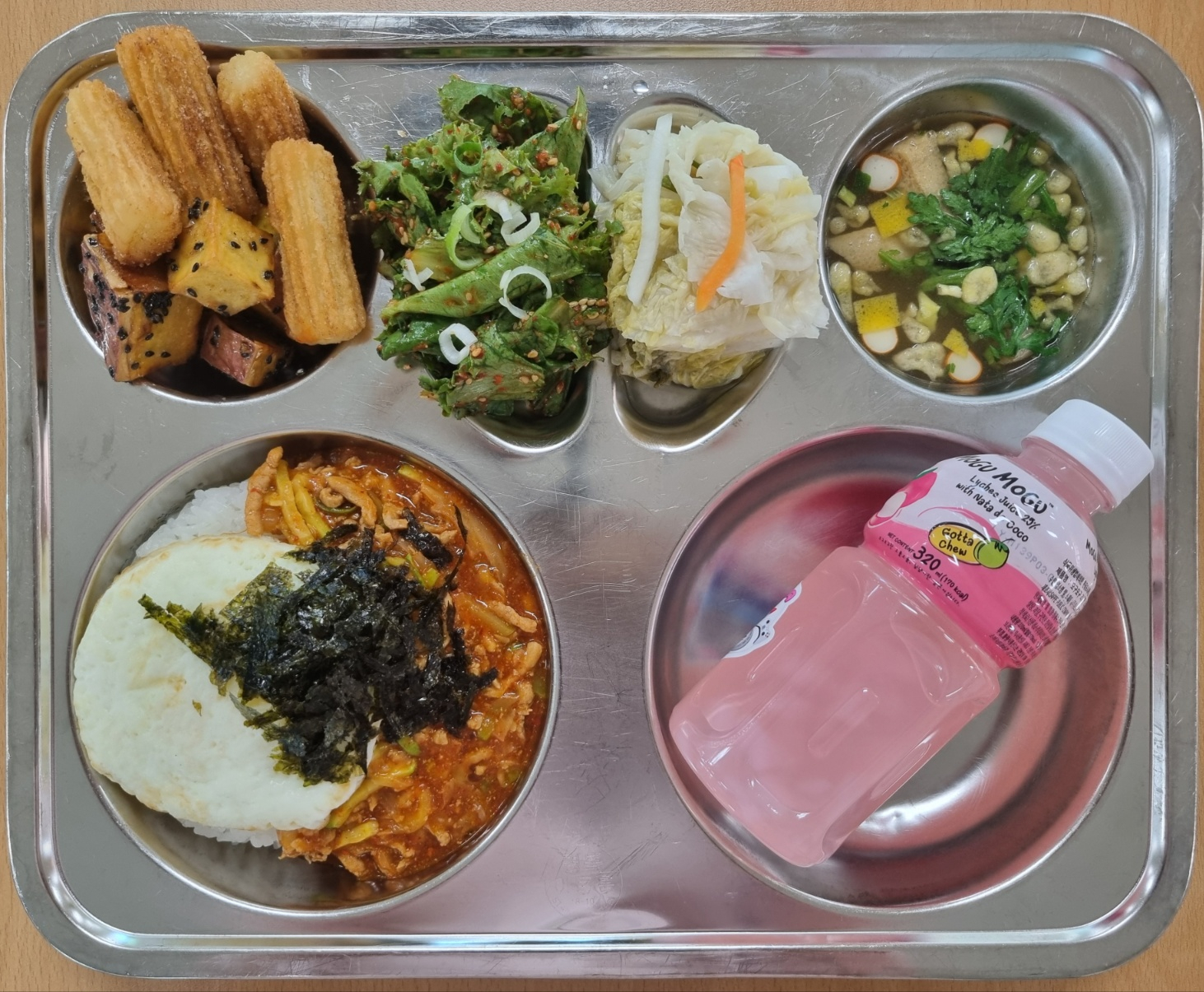 중식 식단 이미지