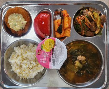 7.4중식.jpg