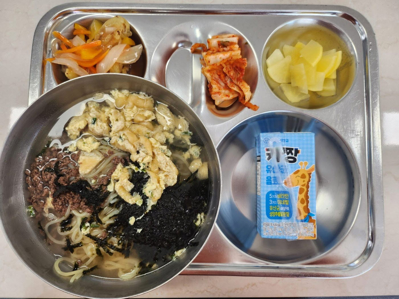 중식 식단 이미지