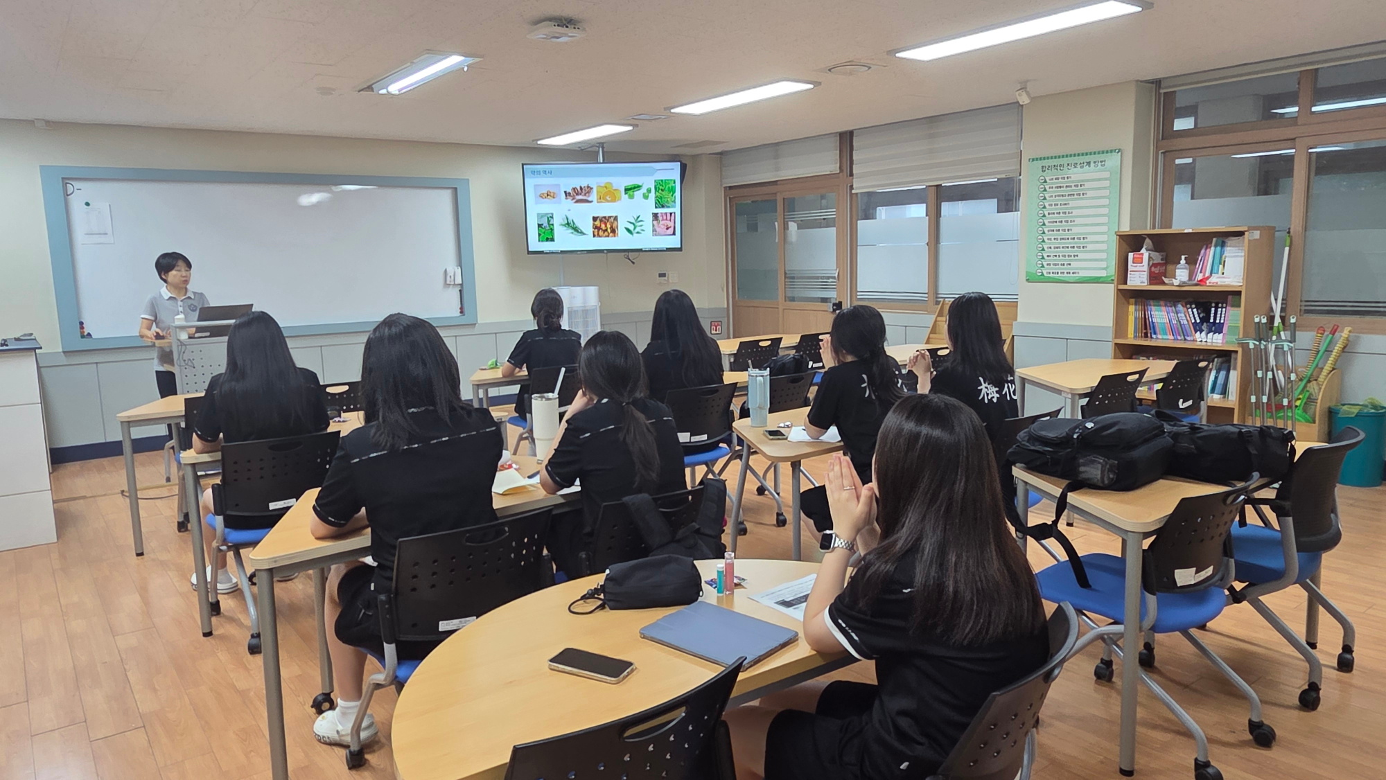 KakaoTalk_20250811_192657426_05 (1)