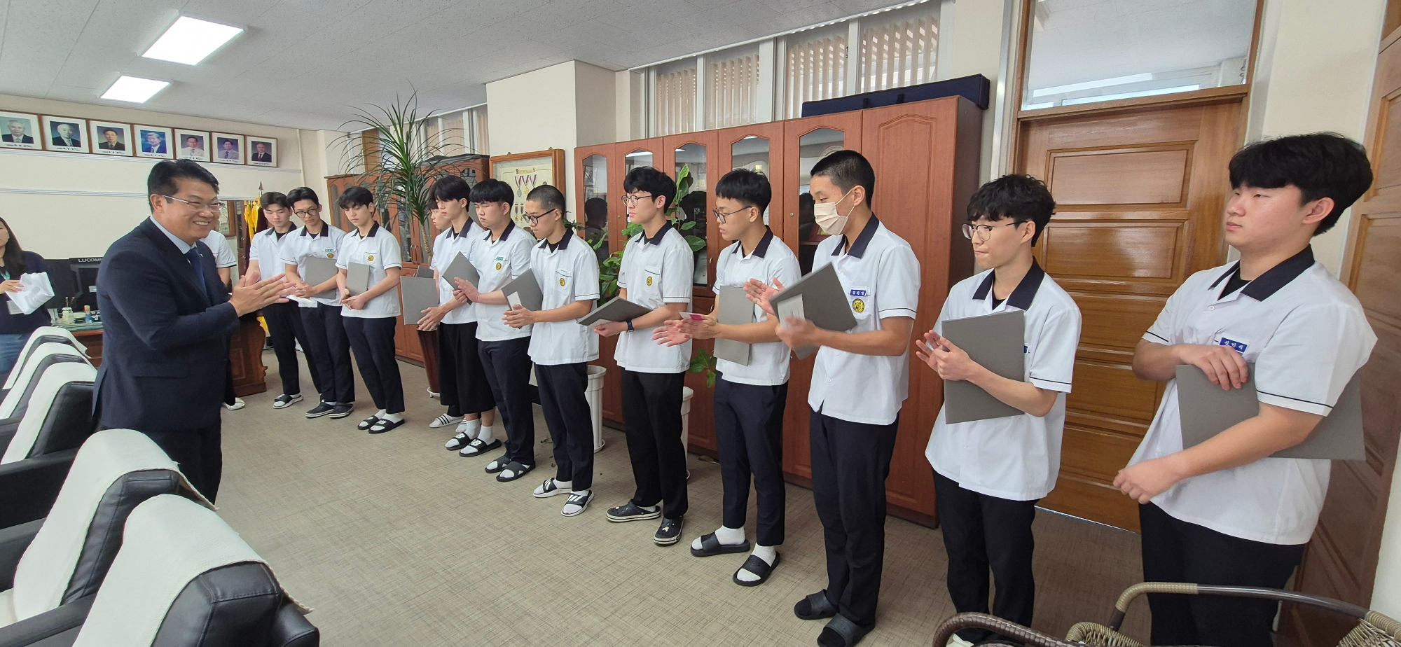 KakaoTalk_20250818_114448822_06