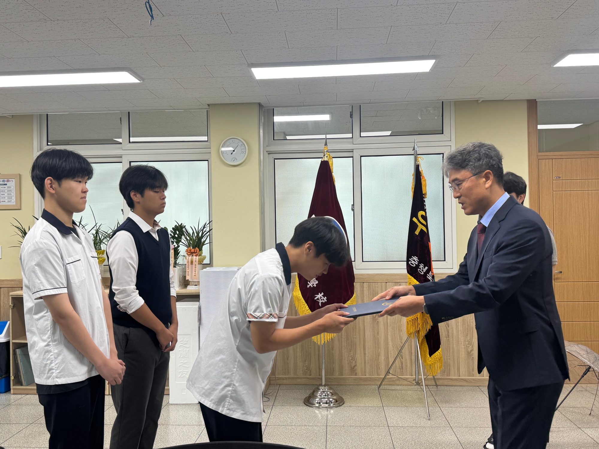 KakaoTalk_20250904_104752774_04