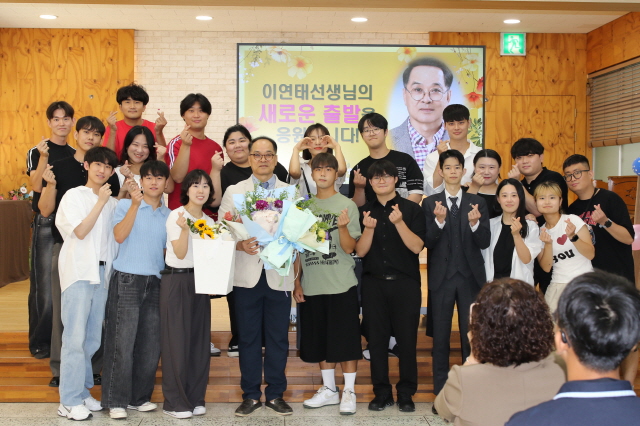 졸업생과